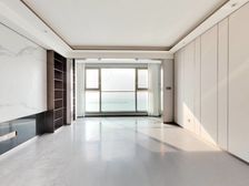 海信罗曼,精装修前排海景房套四无遮挡