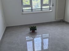 西城 70年大产权住宅 近75平米425万诚售