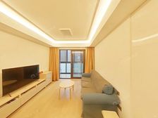 万科翡翠公园南向精装三房 满五住宅950万