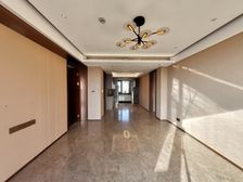 二号府邸,四室,高楼层,精装修,诚心出售