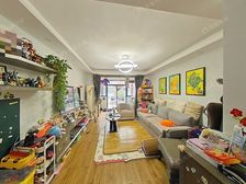 新上紫翠苑带花园,3室·2厅精装修;