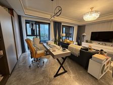 兴宁府 满二 停车方便 带电梯 出行方便 装修豪华保养好