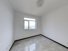 中间楼层,装修好,户型好,位置好,配套好,小区