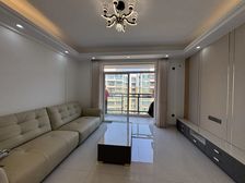 雅苑新城精装三房 满五 顶层视野佳