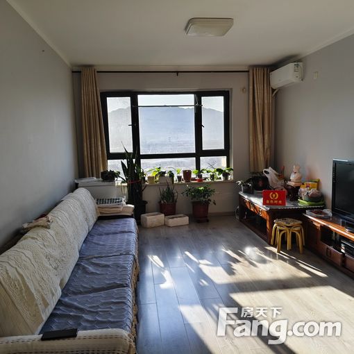 南北通透绿地朗山3室2厅精装修