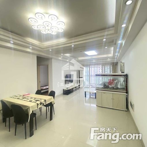 华凯逸悦一期3房2厅2500元