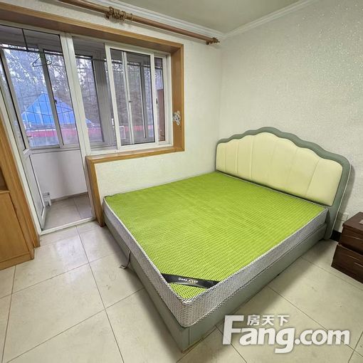 劲松八区 便宜 两居室,紧邻地铁10号线劲松站