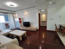 南北直通!07年大两房!业主诚意出售!看中可聊!有固定车位!