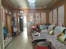 南北通透沿湖南区3室1厅