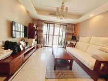 急!尖漏!楼层好位置好,边套采光刺眼,楼间距宽