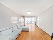 华清嘉园3室1厅精装修