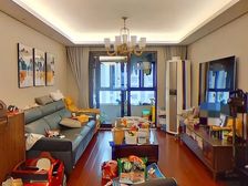 万科江湾府3室2厅2卫南朝向258.0万元/套出售