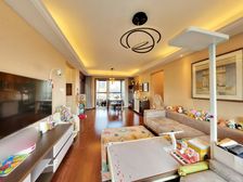 新出好房 业主急降20万 底价我知道 看房随时