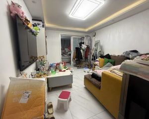 南北通透富乐二区2室1厅精装修