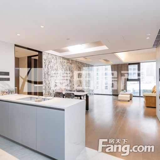 Ñô¹â³Ç¡¤èóÔÃ1081ÊÒ1ÌüºÀ»ª×°ÐÞ