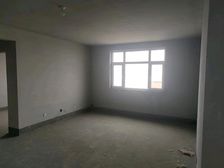 亢龙骏景 126.5平3居 南北向毛坯 随时签约