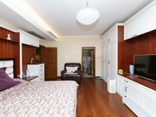 闵行住宅,户型 哇塞,自带50平大花园,商业配套齐全