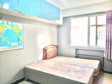 一层一层,万博苑附近15万。老本随时看房,随时落户,诚心出售