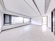 万科海映月 上储能 不靠高速 西边套全新精装未住人 临轻轨