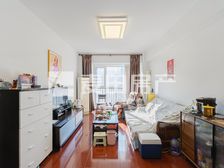 南北通透永泰郦城果岭3室1厅精装修