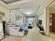 小区边户带车位,高层采光视野好,诚心出售