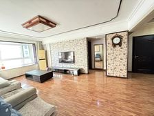 上日向和新华 精装修 142平 3室2卫 H户型 90万密码