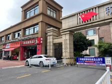 可做重餐,万象城旁和平美景,可租五万一年,双小区大门沿街商铺