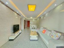 格兰名筑 临地铁 南向采光好 业主诚心出售 可随时联系看房