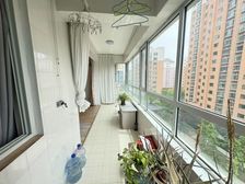 新富公寓 潍坊银行单位房 谷德广场旁全明三室 带储藏室