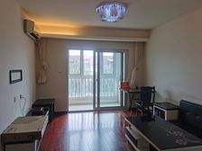 南北通透绿地·国际花都2室2厅精装修