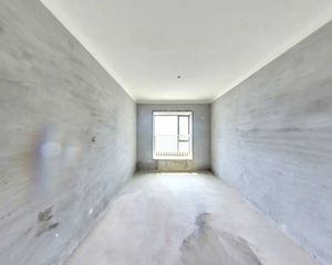急售 西站旁 地铁口高性价比四房户型 读南师 莱电咨询