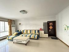 上广文 多层一楼 精装修 124平 3室朝阳 2卫 66万