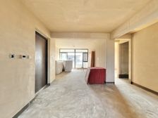 人民医院南 奎文中泶隔壁 H户型 双阳台 落地窗 92万