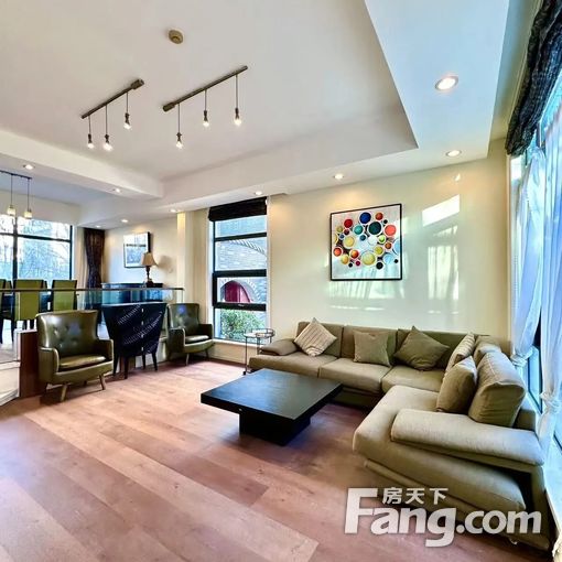 优山美地C区 全新装修 双拼 位置安静 采光好 首层有卧室