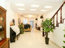 海德堡花园别墅4室2厅精装修