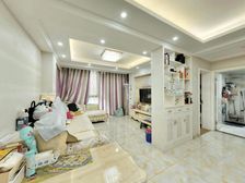 维科水岸枫情房子户型方正采光好交通方便 实用面积大南北通风