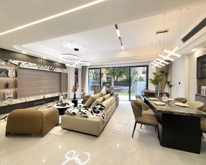 巴南区 拉菲公馆D区 四房 163.8万