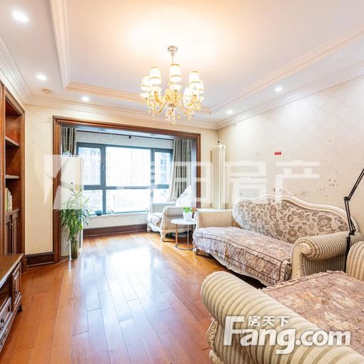 2ÊÒ2ÌüÖк£×ÏÓù¹«¹Ý