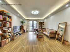 南山巴黎电梯洋房,三房两卫保养好,诚意出售