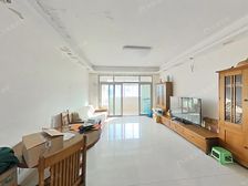 Zd价一套,2025年没有过的J格,带产权车位,06年万科