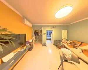 大兴三合南里 两居室 南北通透 明厅带窗户 高层