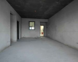 疾病防控中心生活区地段好