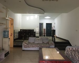 两路空港 金易花园四房49万