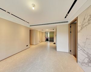 云来府全新未住过四开间朝南改善四房七堡次新