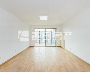 美林花园2室2厅精装修