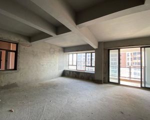金沙湾 电梯16楼89平3房2厅 望江景 南向白坯现房