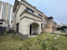 南昌西站旁近红角洲 新建城大院子端户别墅 ,最前排诚意急售