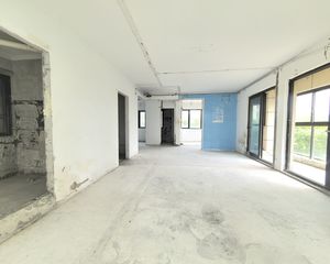 中骏合景府4室2厅2卫南朝向226.0万元/套出售