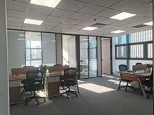 亦庄力宝广场丨146平精装办公室出租 无能源费版24H空调