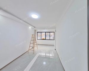 鼓楼·城隍牌楼·1室·1厅